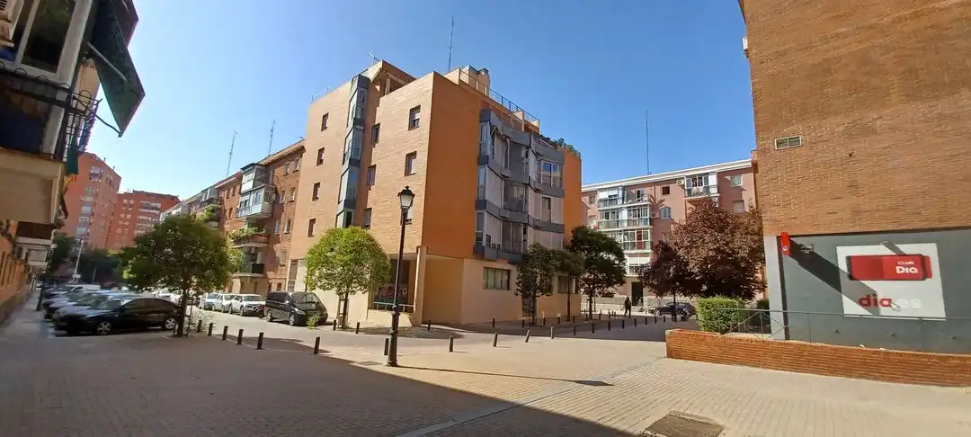Vista exterior de Piso en venta en Madrid con Aire acondicionado, Calefacción y Terraza