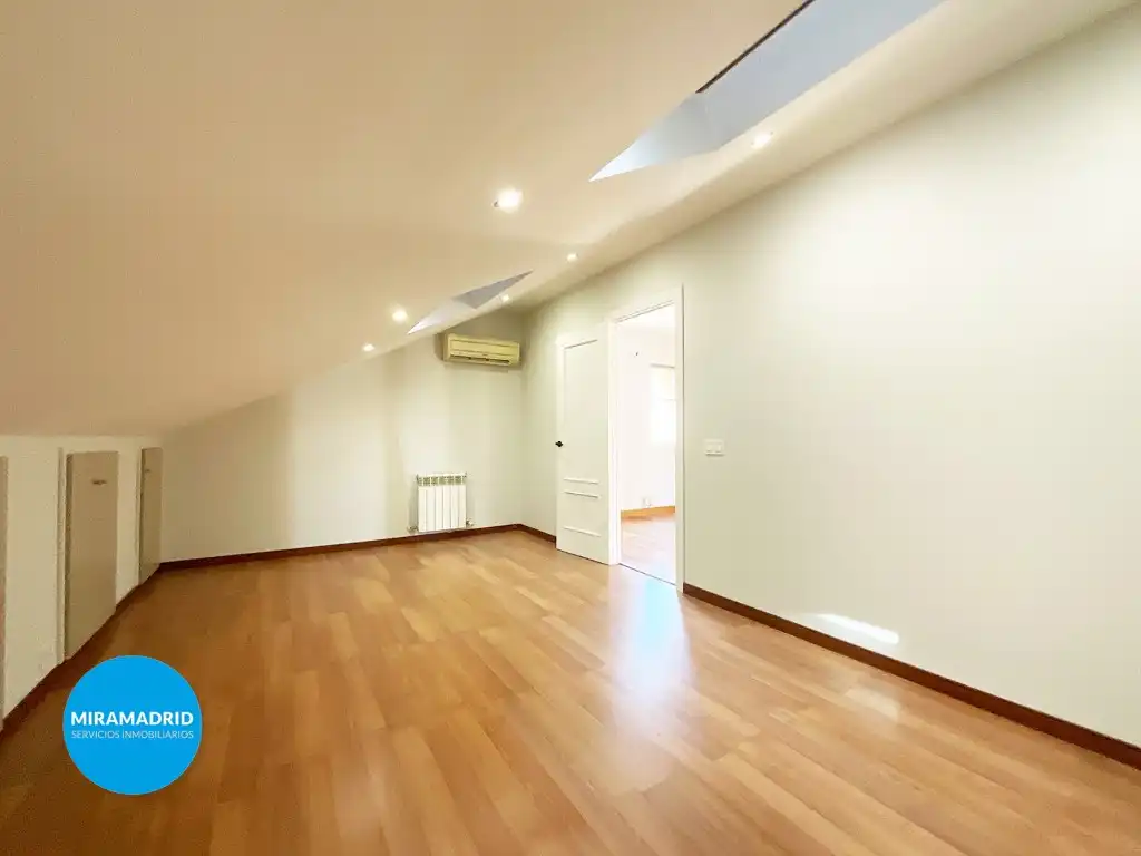 Detached homes for rent in Paracuellos de Jarama  with Air Conditioner and Swimming Pool