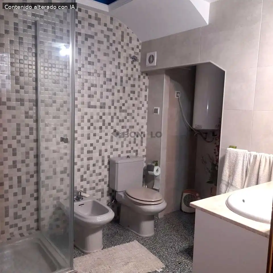 Baño de Casa adosada en venta en Cascante del Río con Calefacción, Terraza y Balcón