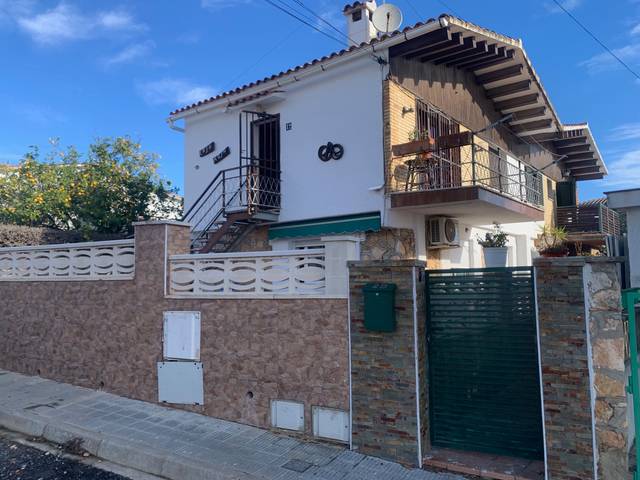 Casa-chalet en Venta en Carrer del Pirineu en Clarà