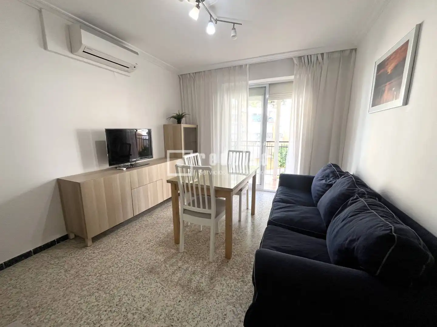 Living room of Flat for rent in Sevilla  with Air Conditioner, Private garden and Terrace
