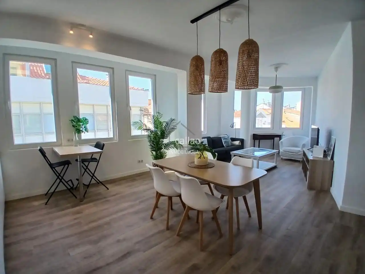 Wohnzimmer von Wohnung zur Miete in Ares, A Coruña