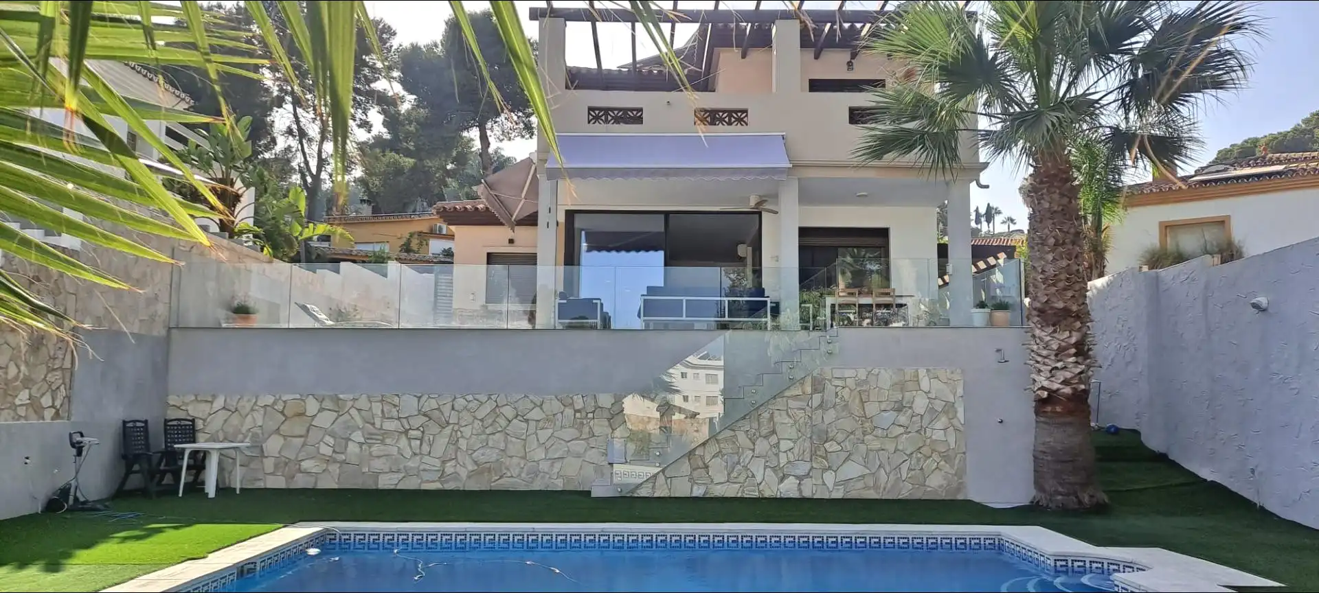 Schwimmbecken von Haus oder Chalet zum Verkauf in El Pinar- Palacio de Congresos