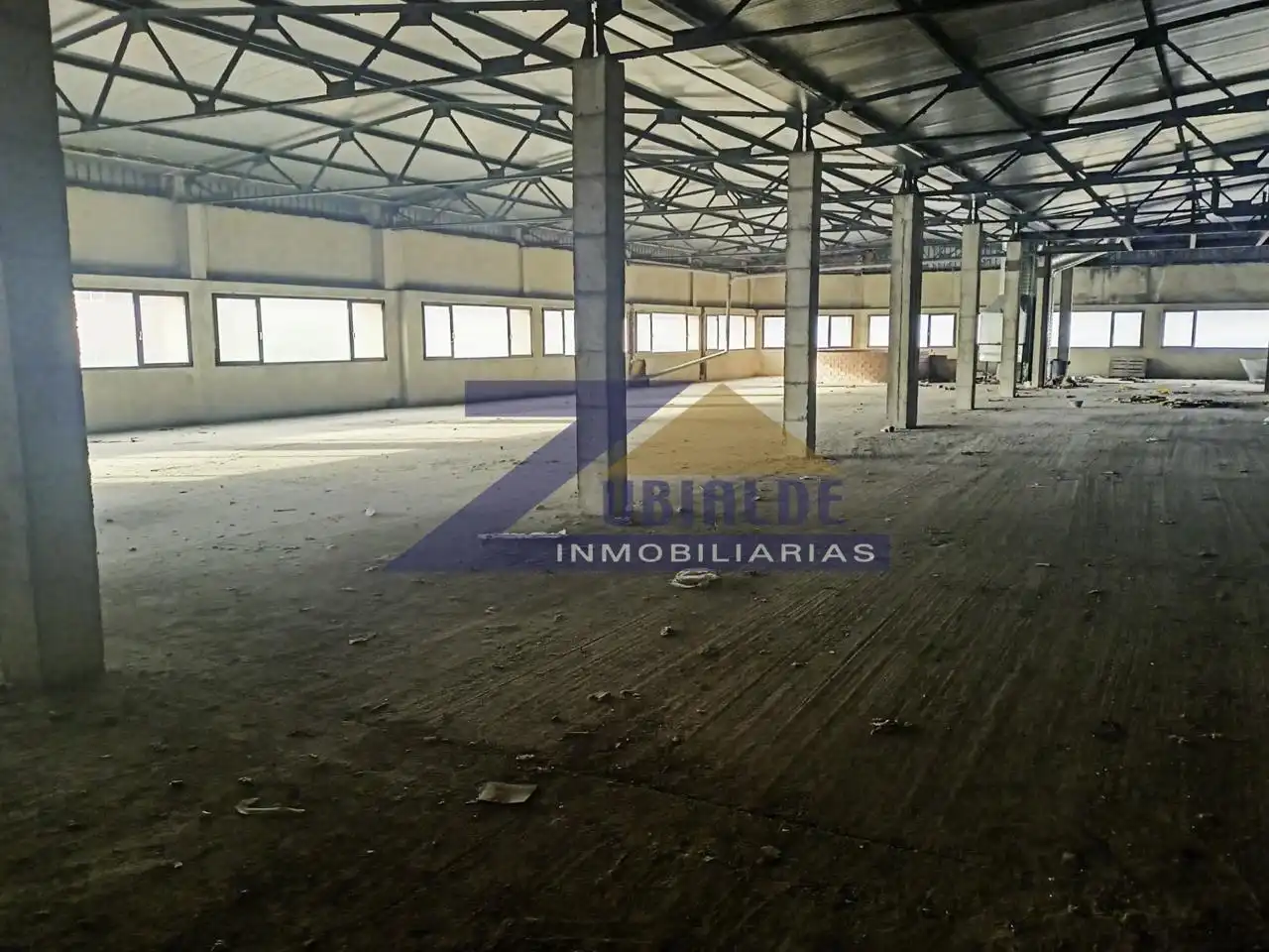 Fabrikhallen zur Miete in Ribera de Axpe Etorbidea, Erandio