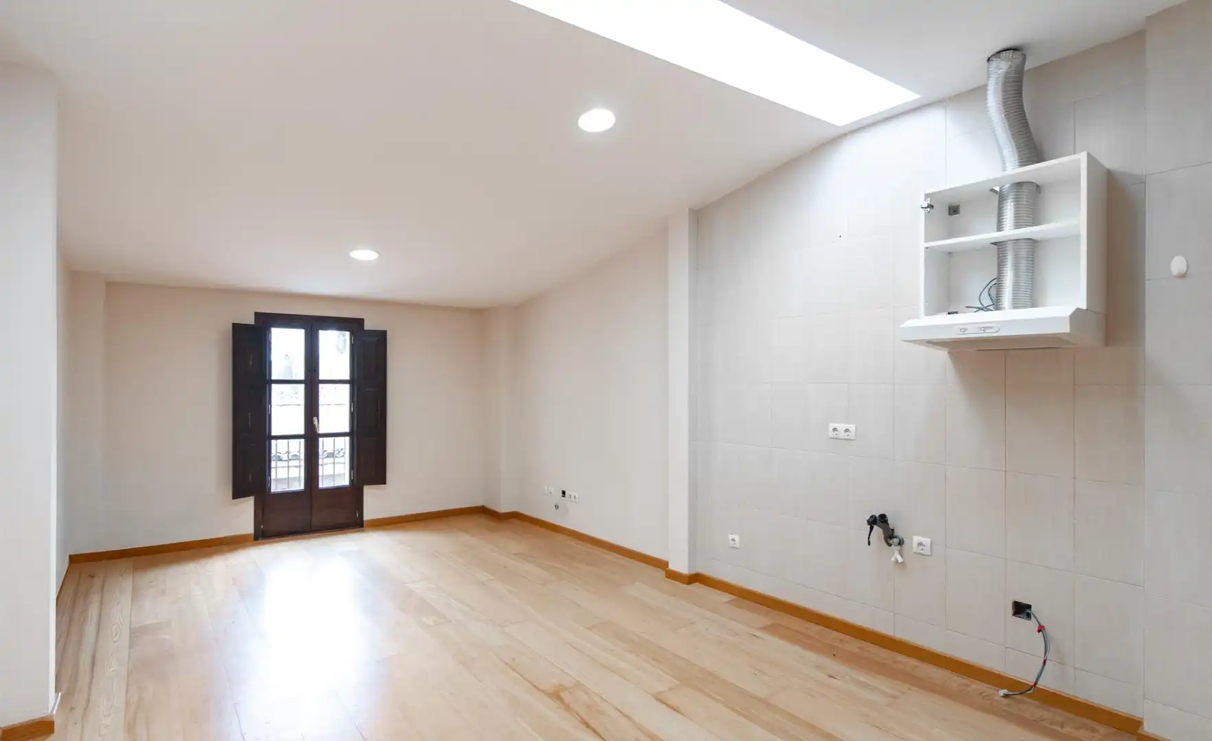 Local comercial de lloguer a Calle Santa Maria, imagen 21