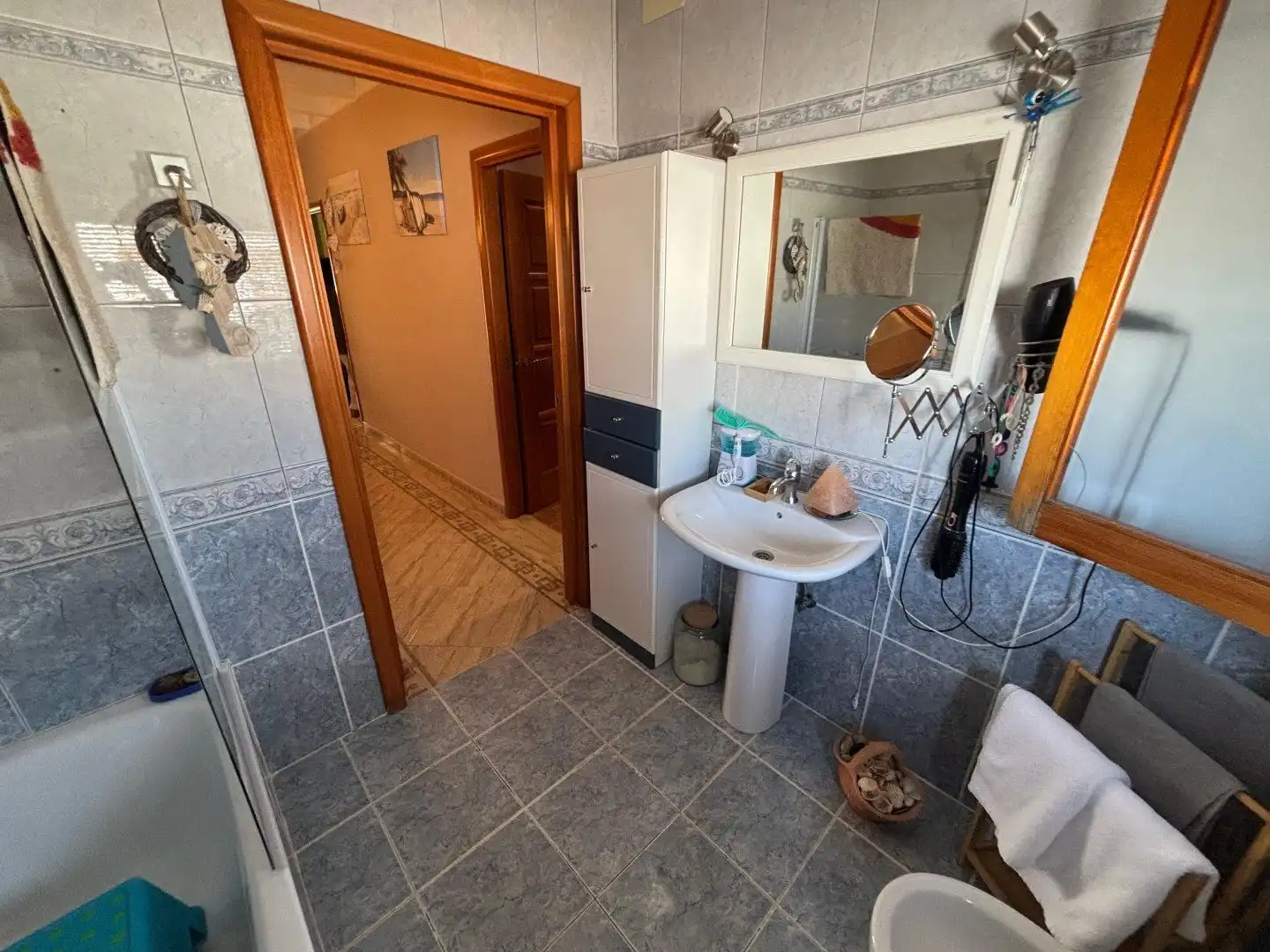 Bathroom of Flat for sale in Pilas  with Air Conditioner, Terrace and Balcony