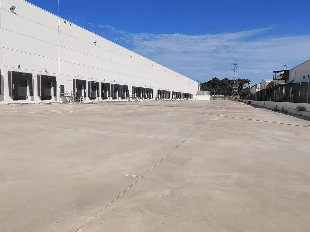 Exterior view of Industrial buildings for rent in Azuqueca de Henares