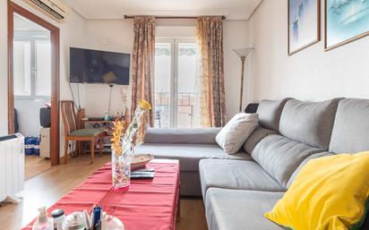 Living room of Flat for sale in  Madrid Capital  with Air Conditioner, Heating and Terrace