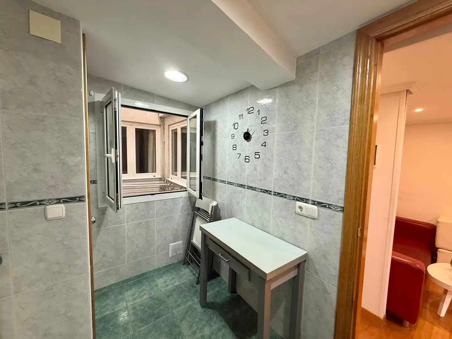 Bathroom of Flat for sale in Donostia - San Sebastián   with Furnished and Balcony