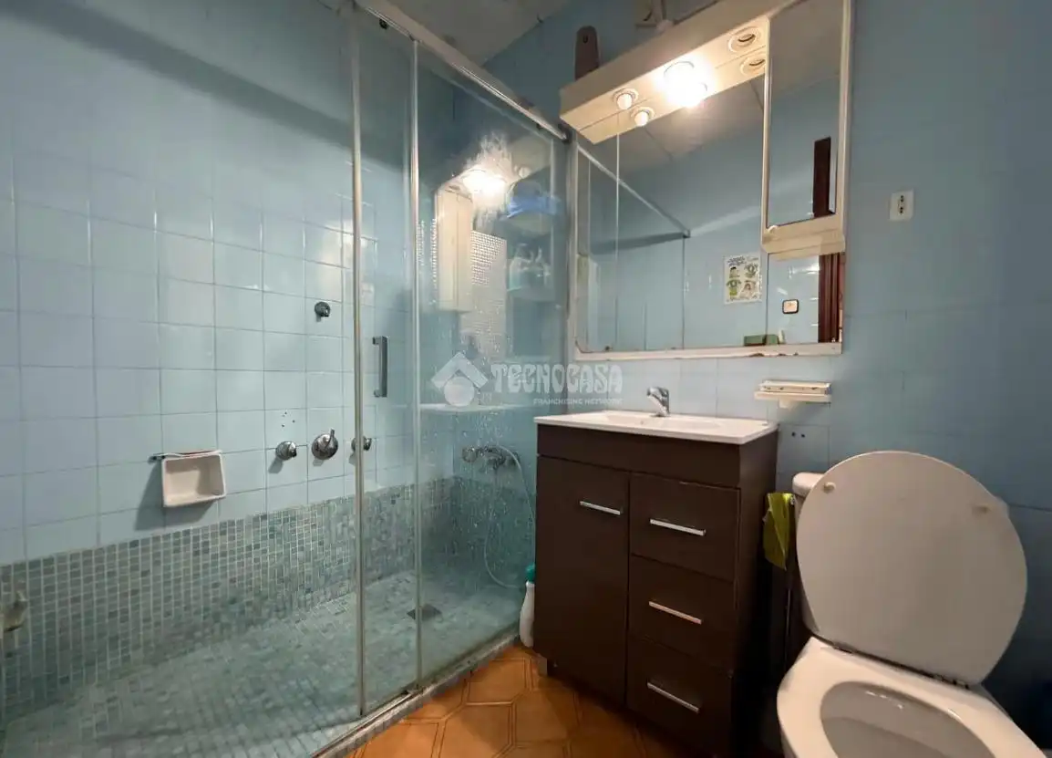 Baño de Piso en venta en Santa Coloma de Gramenet