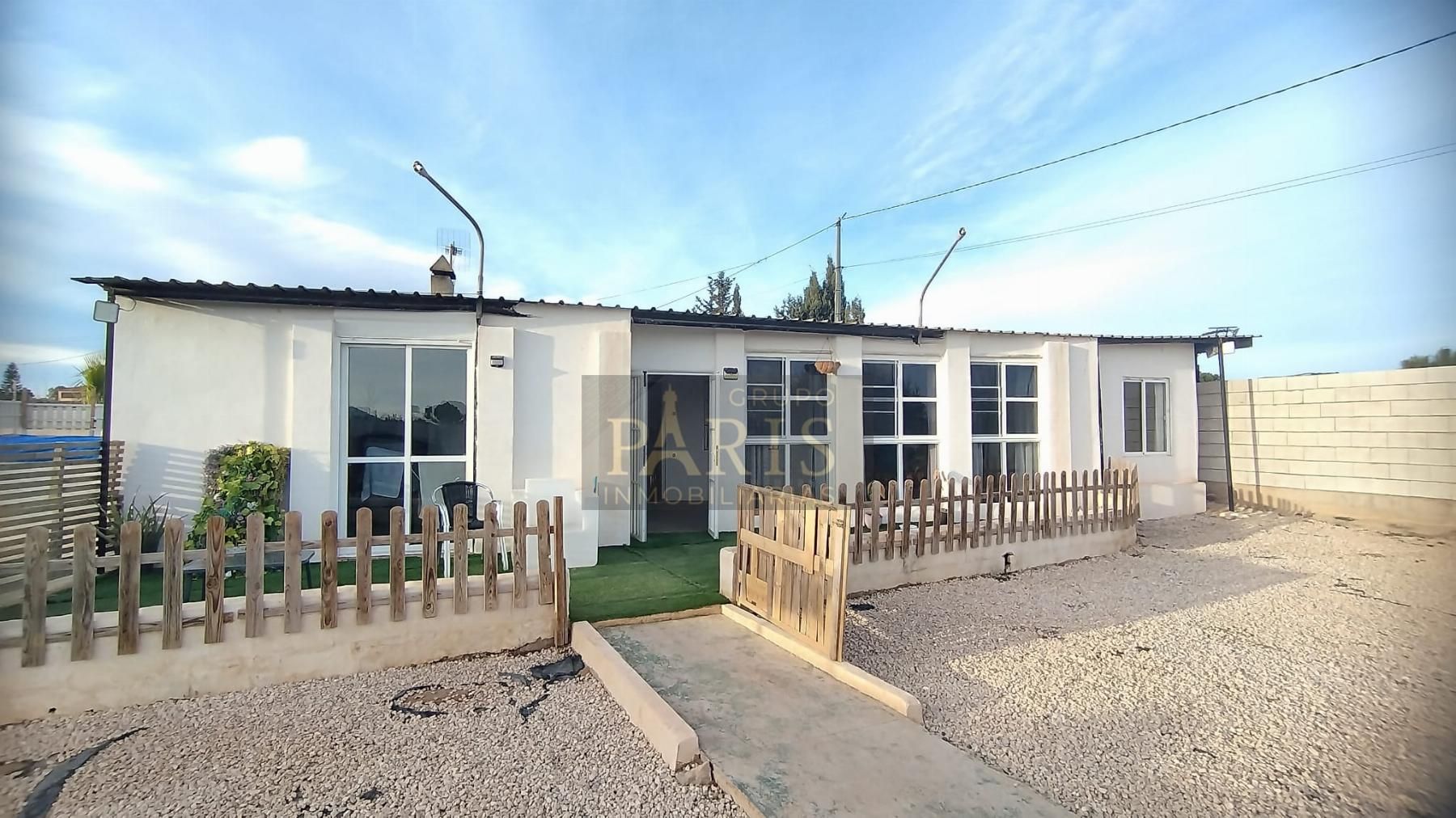 Vista exterior de Casa o xalet en venda en Cartagena amb Piscina