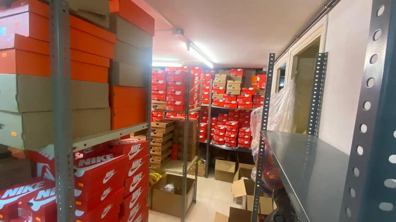 Local comercial en traspàs a Els Pins, imagen 14