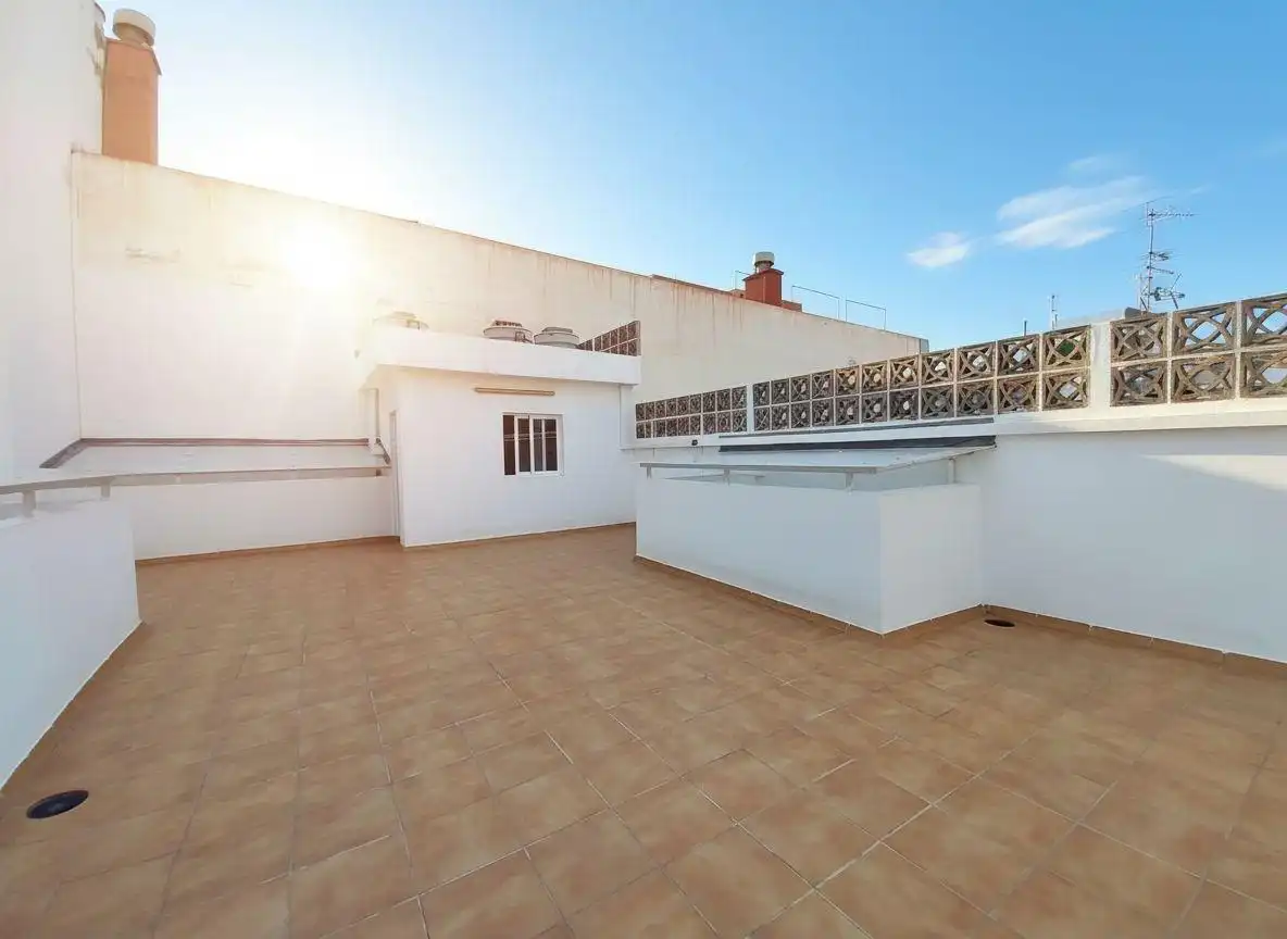 Terrassa de Pis en venda en Las Palmas de Gran Canaria amb Terrassa, Traster i Balcó