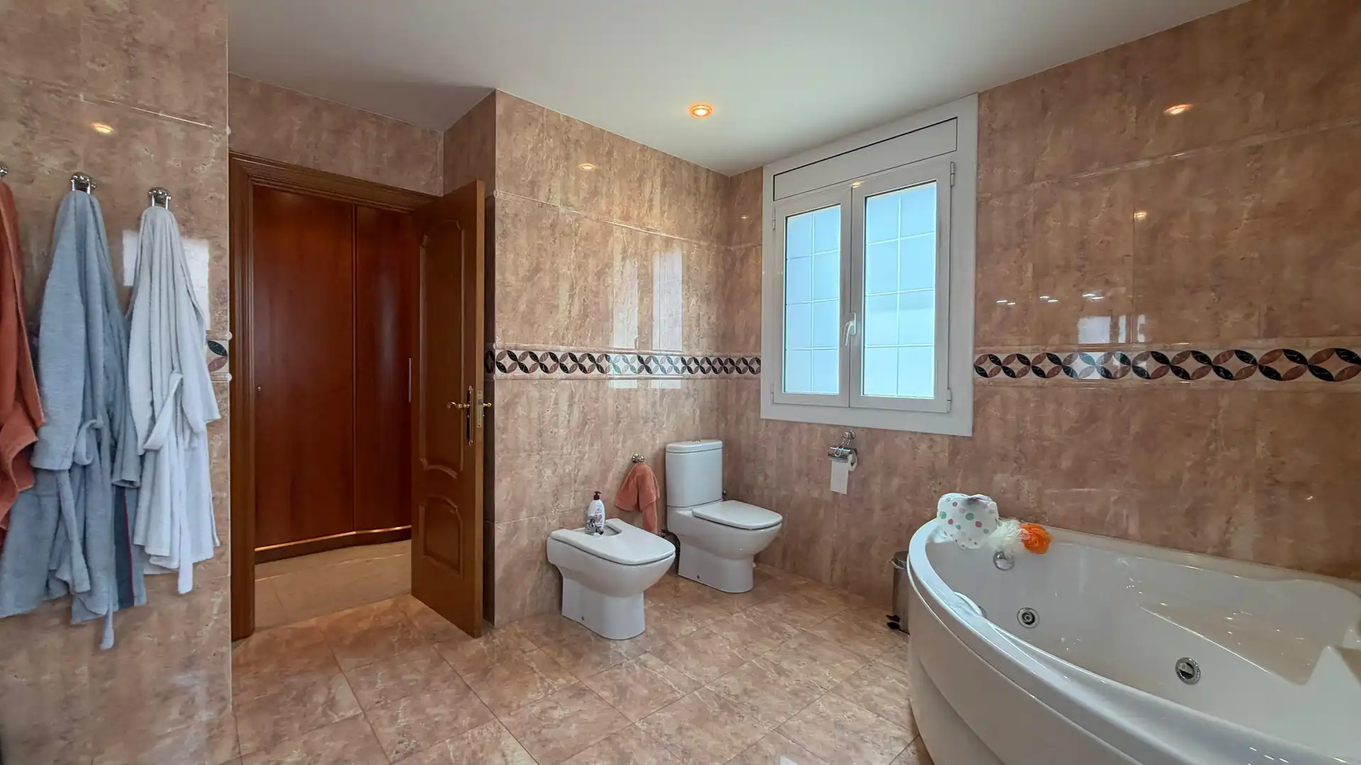 Baño de Casa o chalet en venta en Vallromanes con Calefacción, Terraza y Piscina
