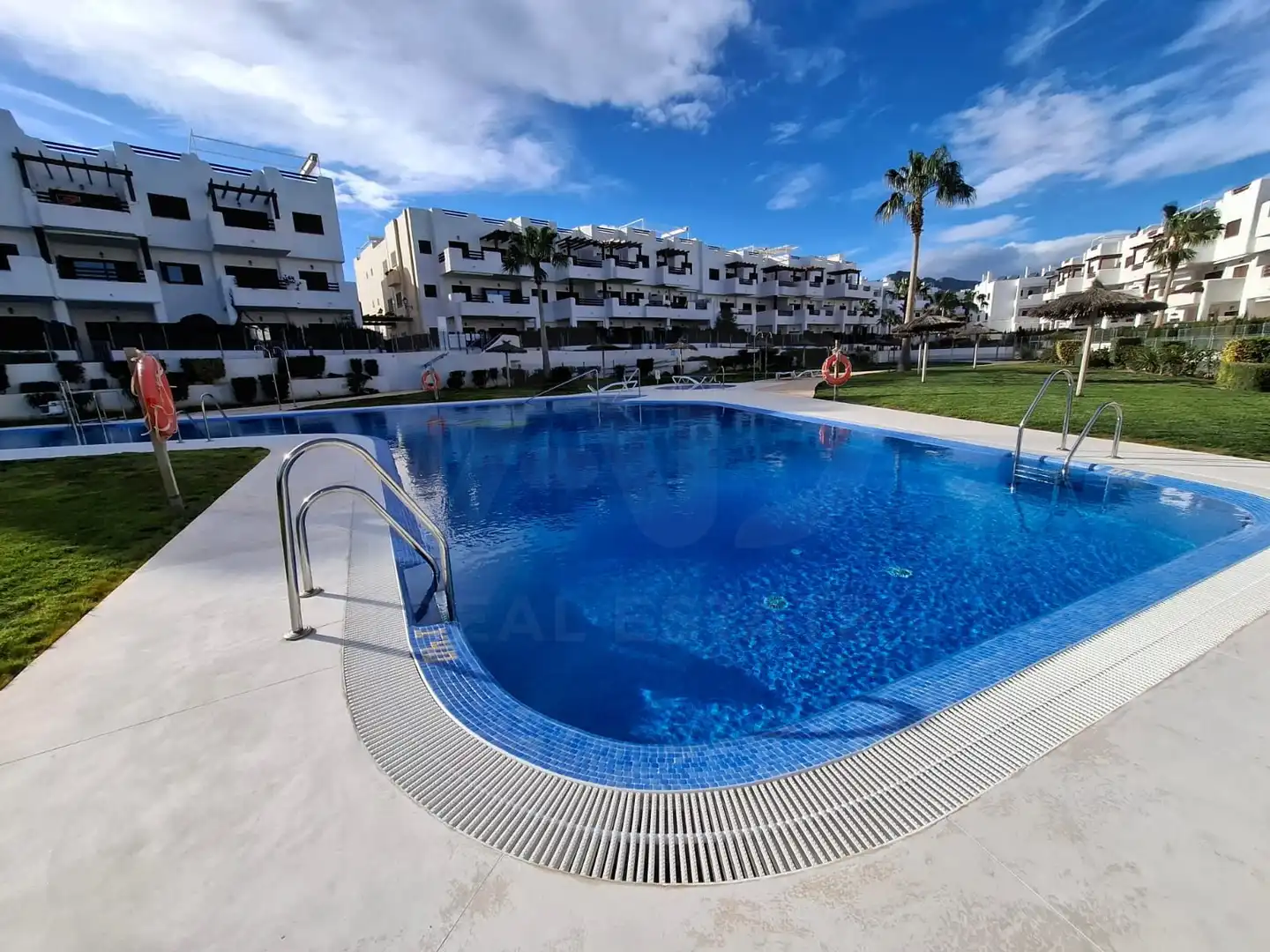 Wohnung mit Pool zum Verkauf in San Juan de los Terreros, imagen 2