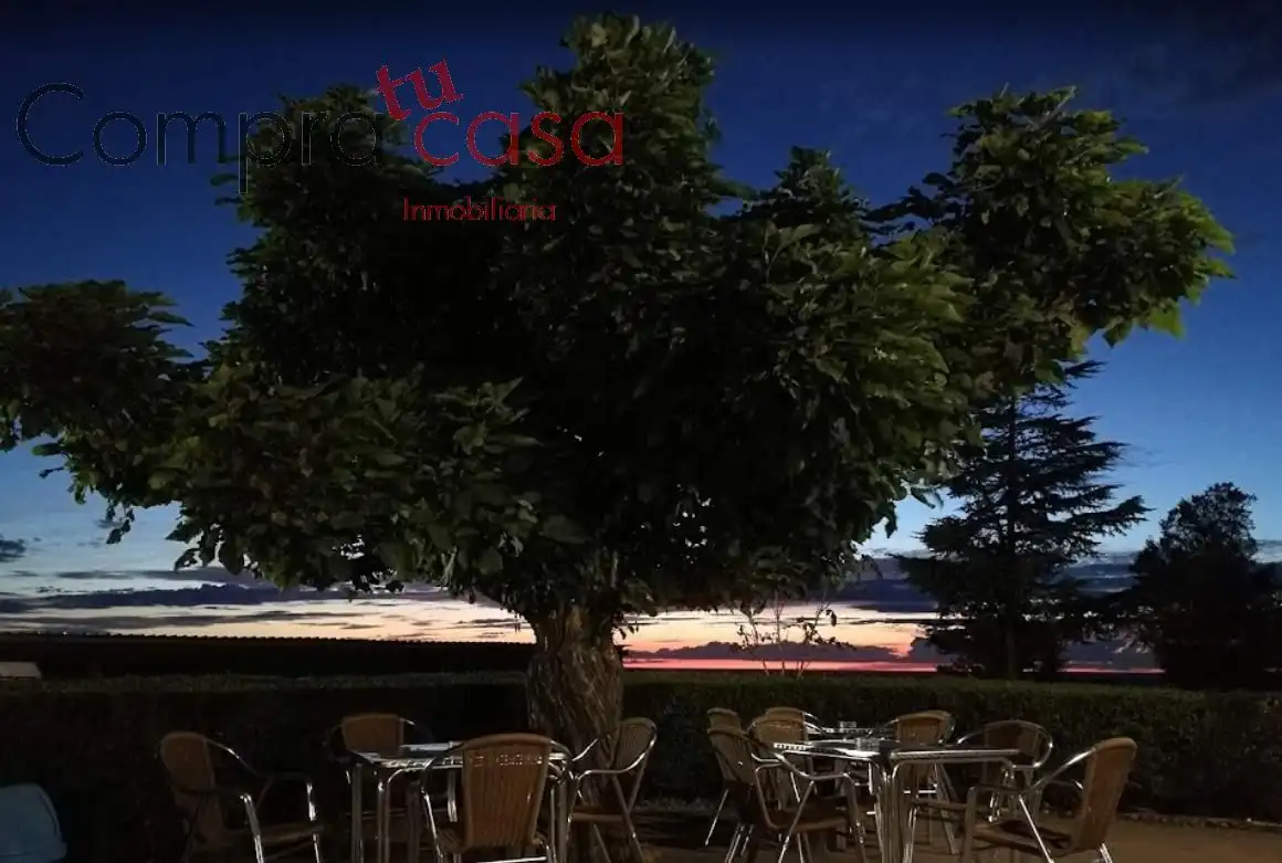 Local en venta en Honrubia de la Cuesta con Amueblado