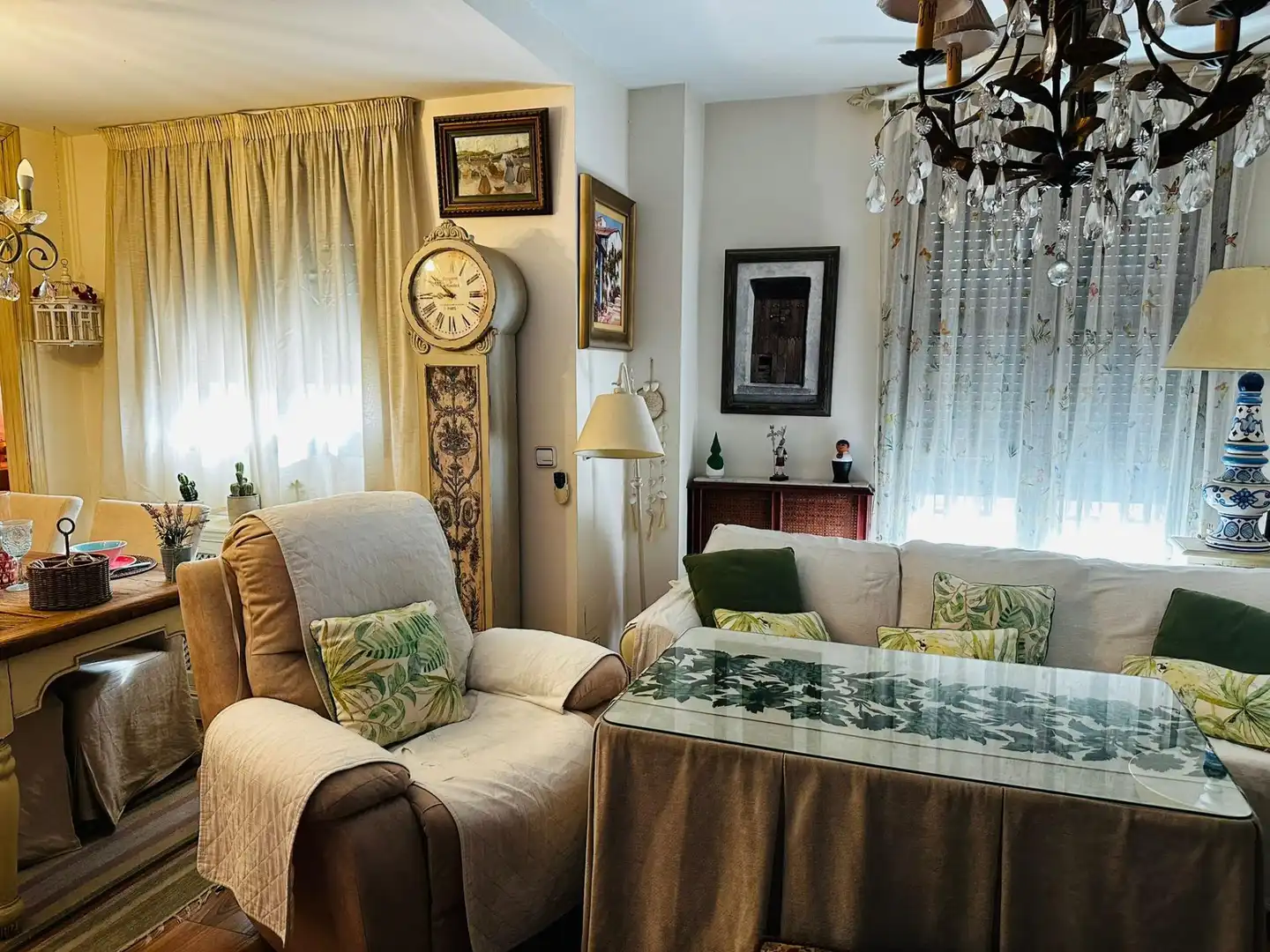 Sala d'estar de Àtic en venda en Córdoba amb Aire condicionat, Jardí privat i Terrassa