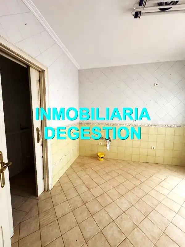 Inmuebles singulares en venta en Calle Tetuán, imagen 17