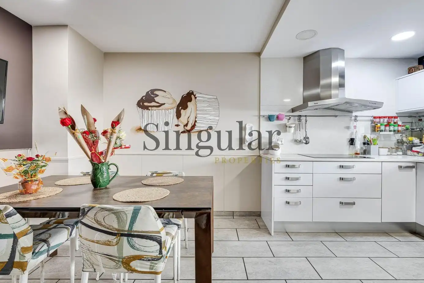 Cocina de Casa adosada en venta en Barcelona con Aire acondicionado, Calefacción y Terraza