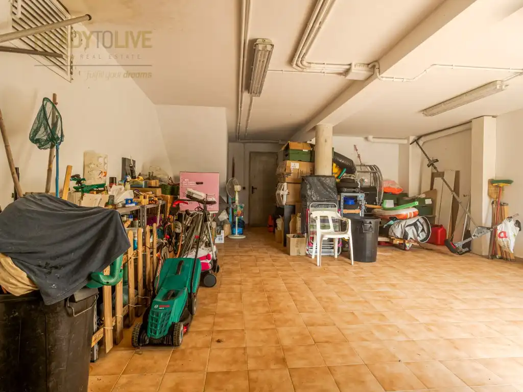 Einfamilien-Reihenhaus zum Verkauf in Alcúdia mit Klimaanlage, Privatgarten und Terrasse