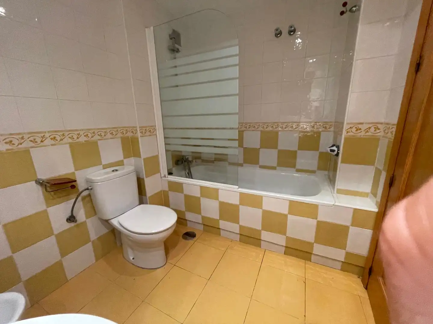 Badezimmer von Wohnung zum Verkauf in Málaga mit Klimaanlage und Terrasse