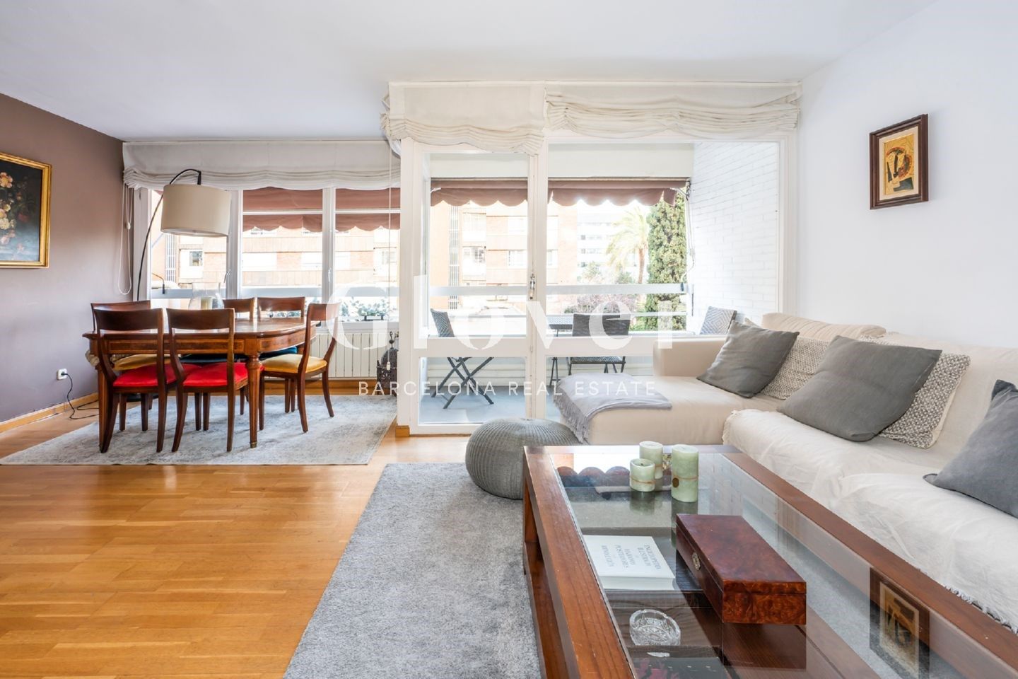 Exterior view of Flat to rent in  Barcelona Capital  with Heating, Terrace and Balcony