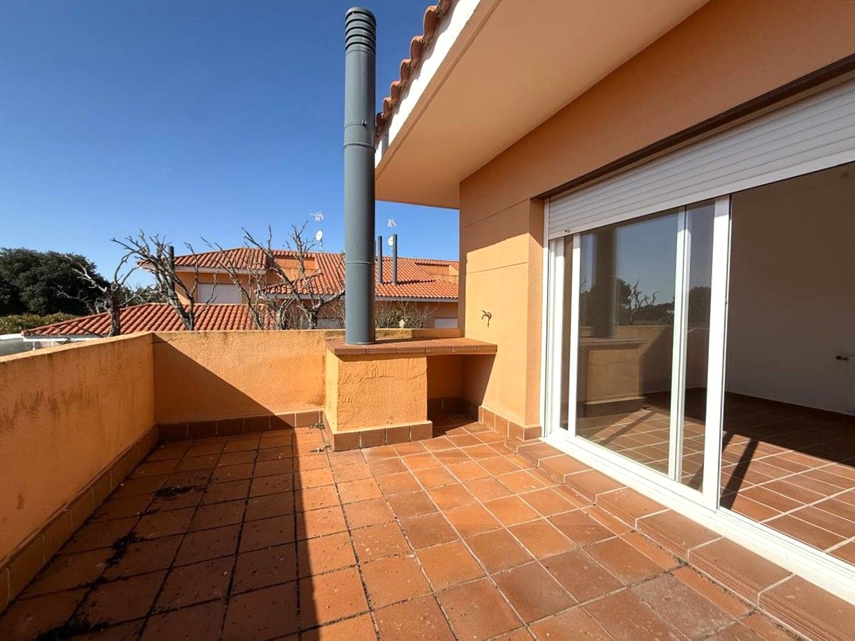 Terrace of House or chalet for sale in Carrascal de Barregas  with Private garden, Terrace and Swimming Pool