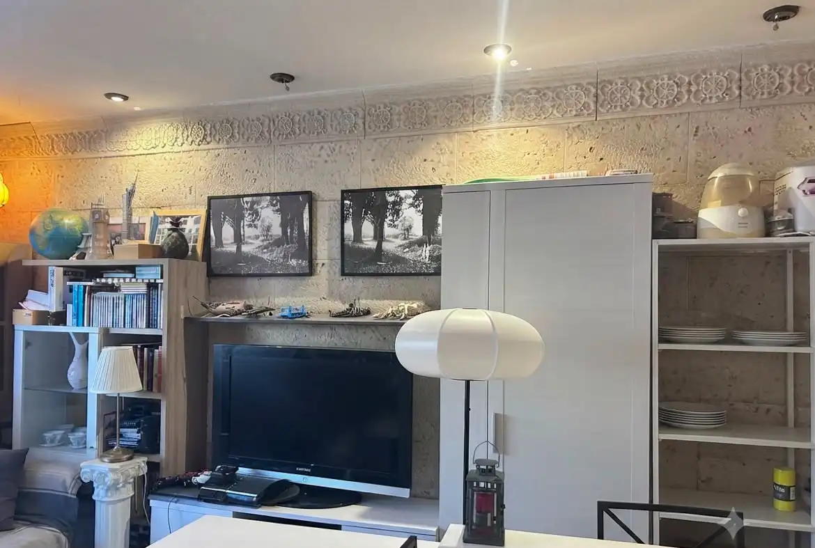 Wohnzimmer von Wohnung zum Verkauf in Madrid mit Klimaanlage