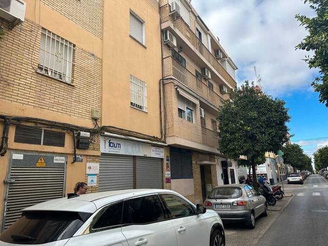 Piso en Venta en Calle Lisboa, 126 en El Cerro
