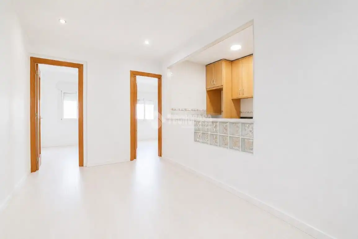 Flat for sale in Sant Adrià de Besòs  with Air Conditioner and Terrace