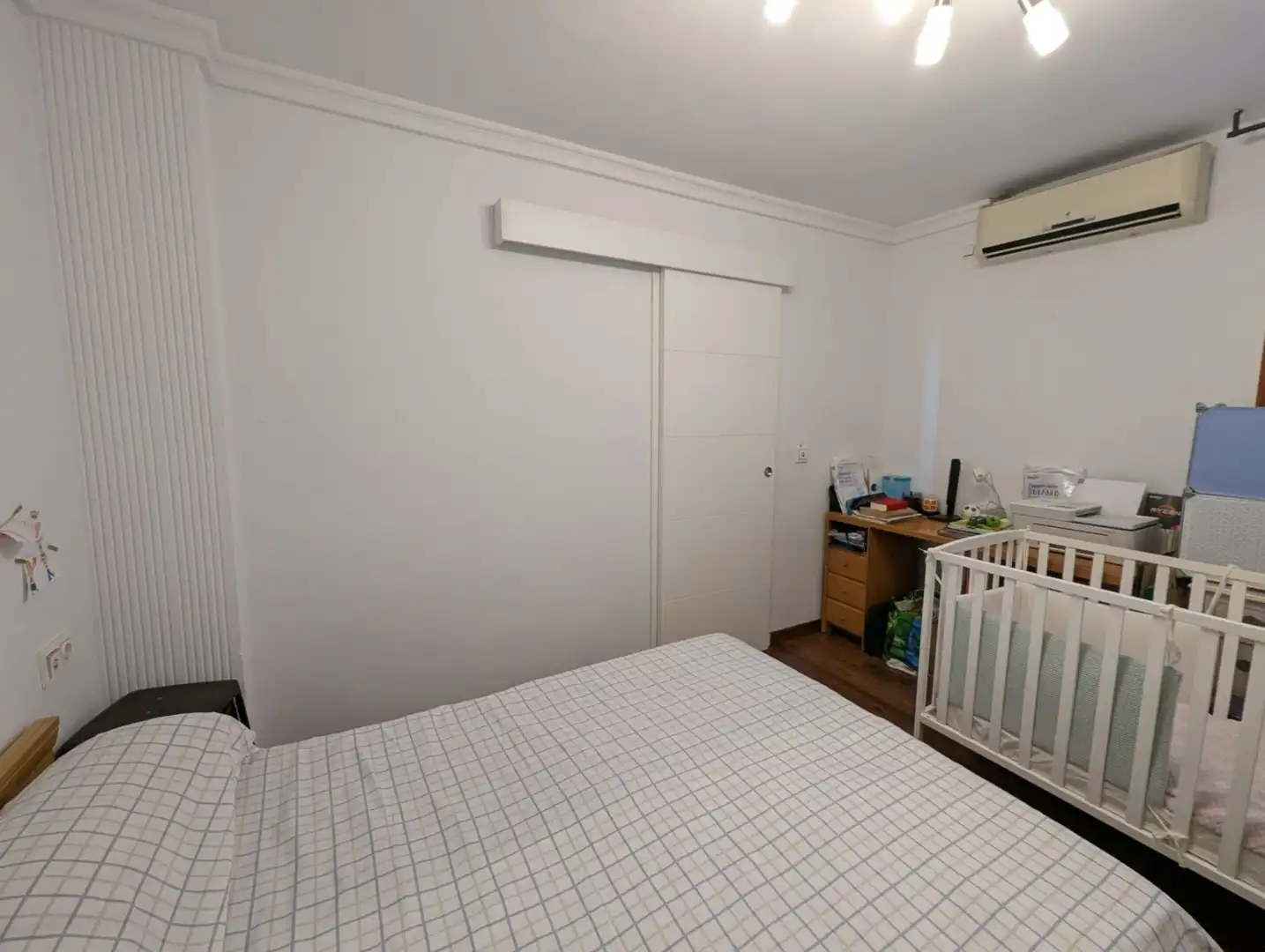 Habitación de Piso en venta en Melilla con Aire acondicionado, Calefacción y Amueblado