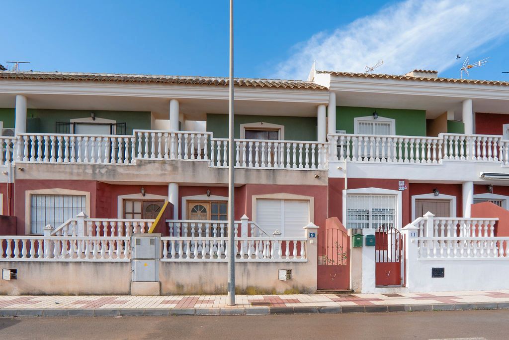Vista exterior de Casa adosada en venda en Fuente Álamo de Murcia