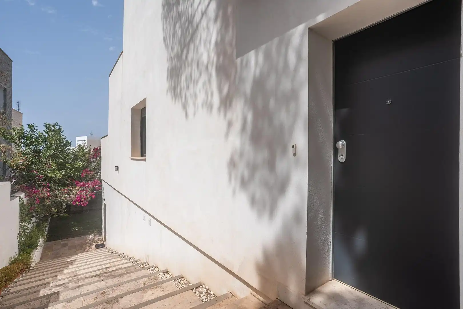 Vista exterior de Casa o chalet en venta en Almería con Aire acondicionado, Jardín privado y Terraza