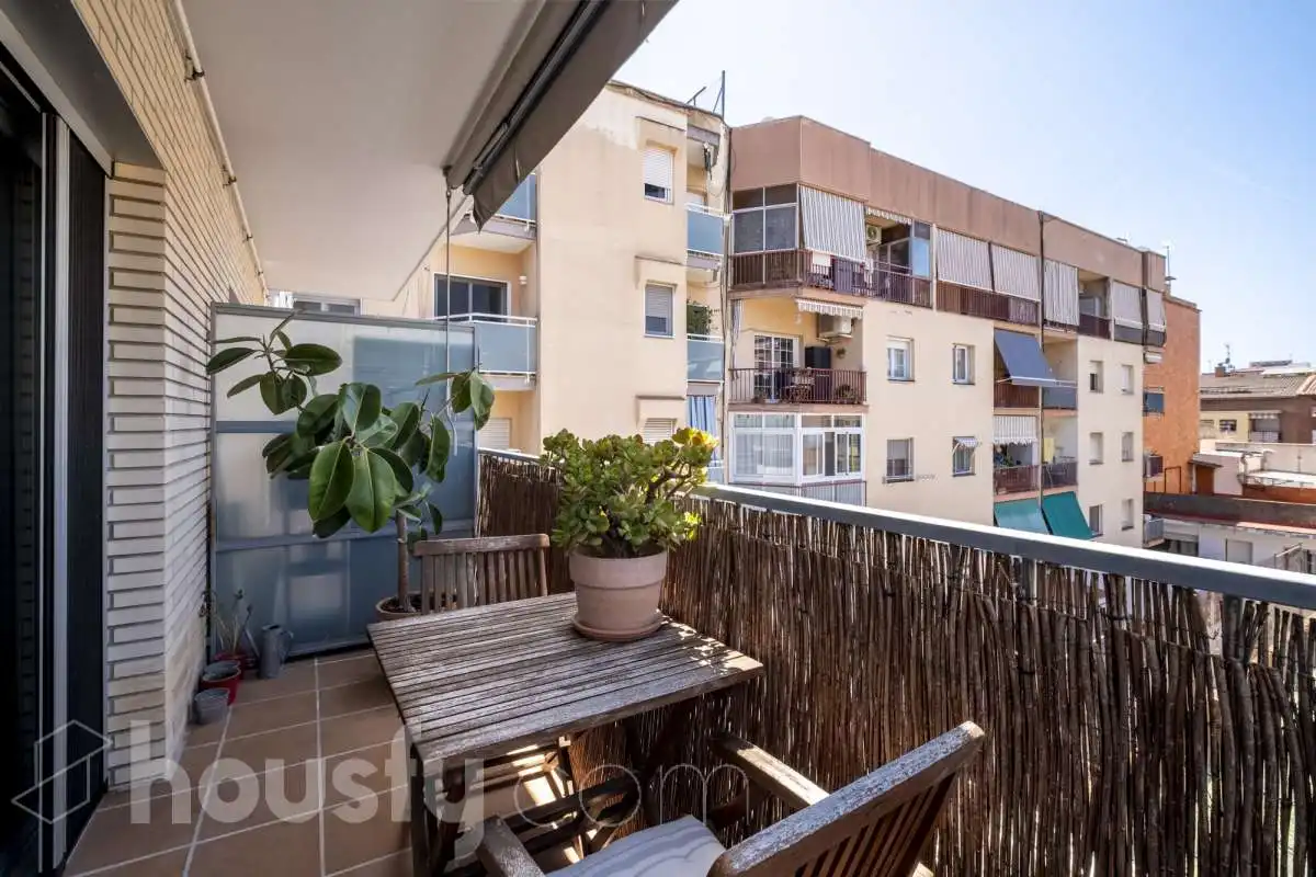Appartamento con terrazza in vendita a Carrer del Doctor Fleming ., imagen 2