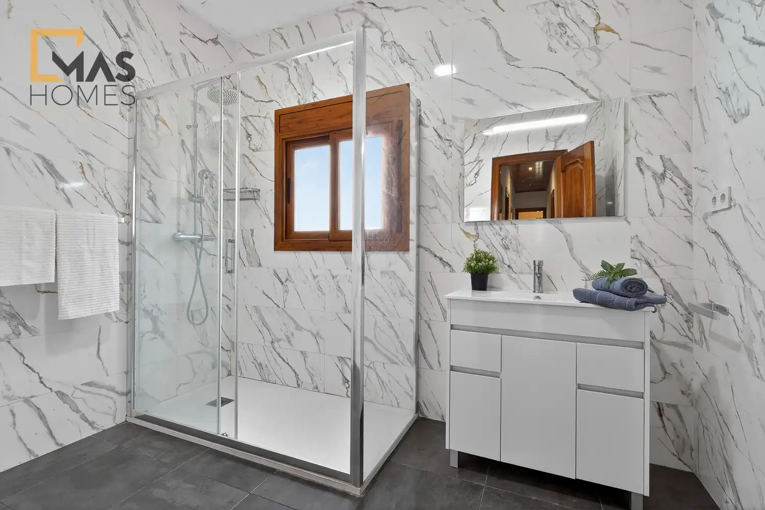 Baño de Casa o chalet en venta en Parets del Vallès con Aire acondicionado, Calefacción y Jardín privado