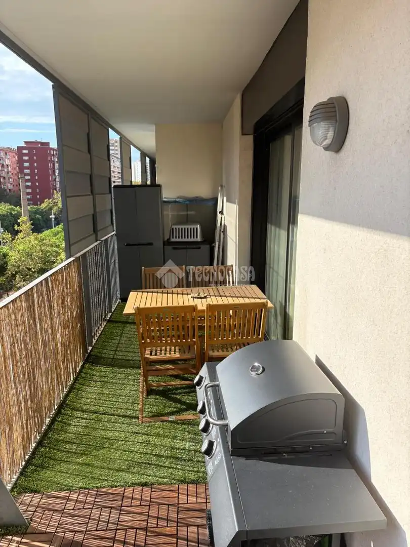 Terrassa de Pis en venda en Sant Martí