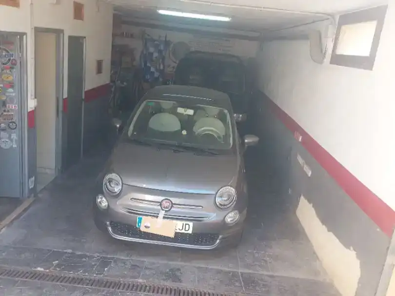 Aparcament de Casa o xalet en venda en Torremolinos amb Aire condicionat, Piscina i Balcó