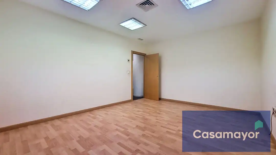 Local comercial de lloguer a Calle Asturias 2, imagen 17
