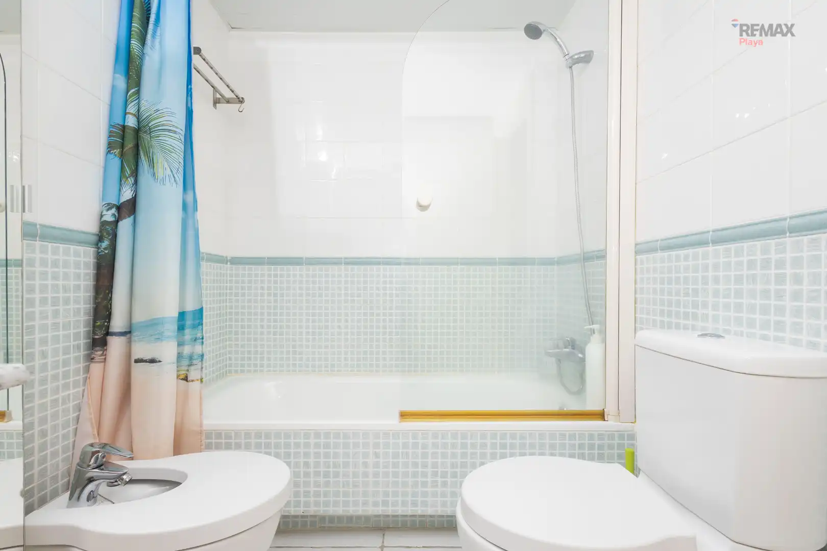 Baño de Ático en venta en Vera con Aire acondicionado, Terraza y Piscina comunitaria
