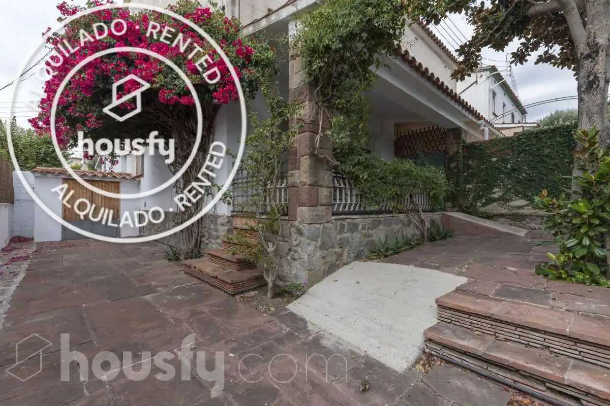 House to rent in Carrer de la Vall d'Aran 15