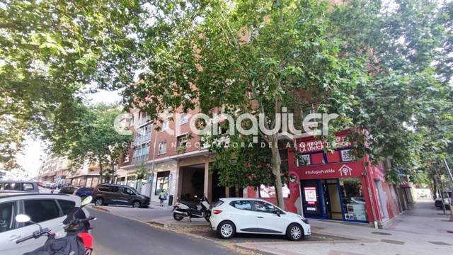 Piso en Alquiler en Calle Pensamiento en Castillejos - Cuzco