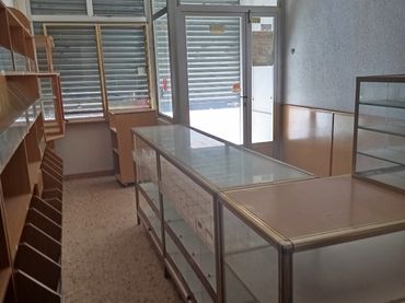 Gewerbefläche zum Verkauf in Reyes