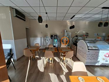 Locale commerciale in cessione a Centro