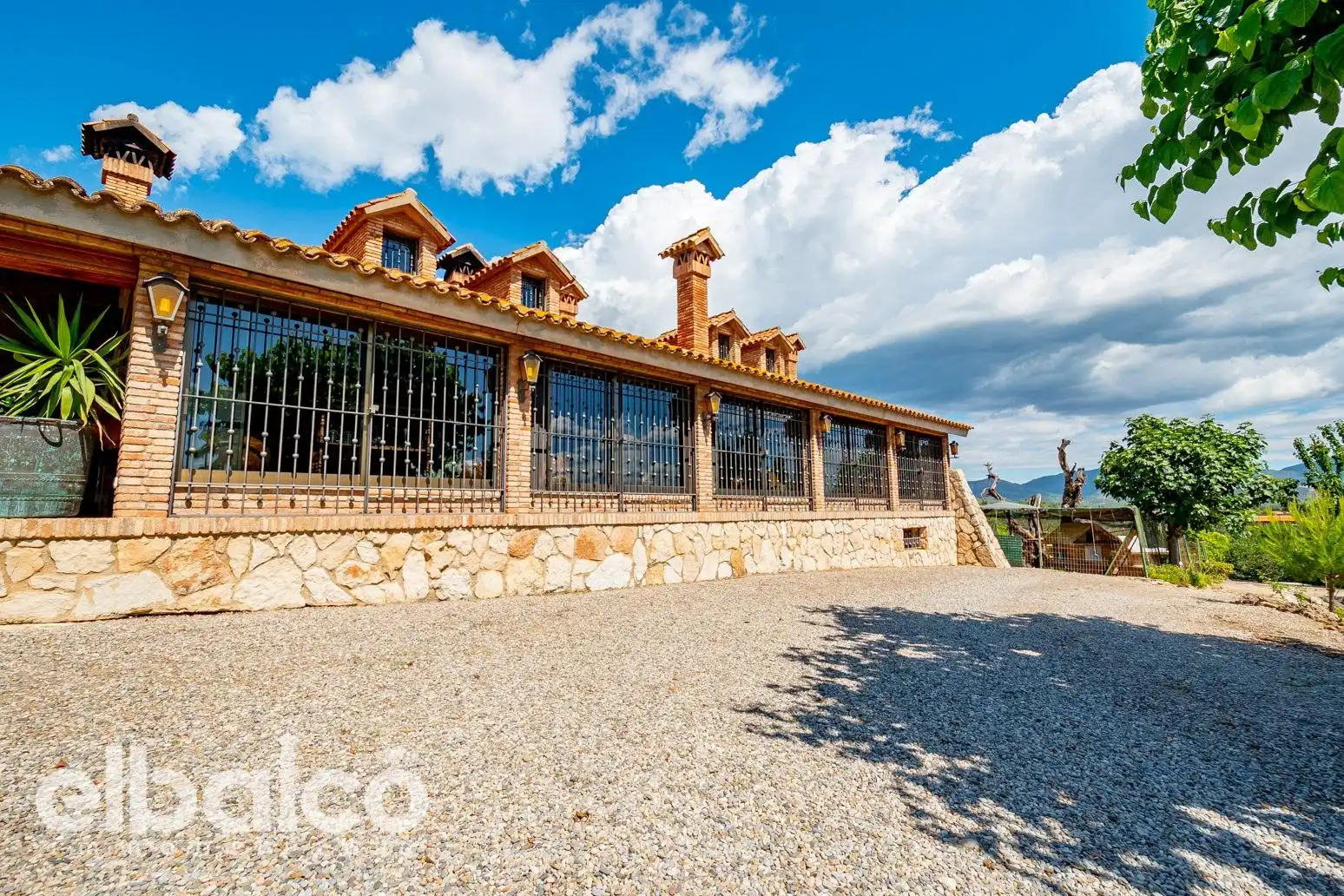 Vista exterior de Casa o chalet en venta en El Milà con Aire acondicionado, Jardín privado y Terraza