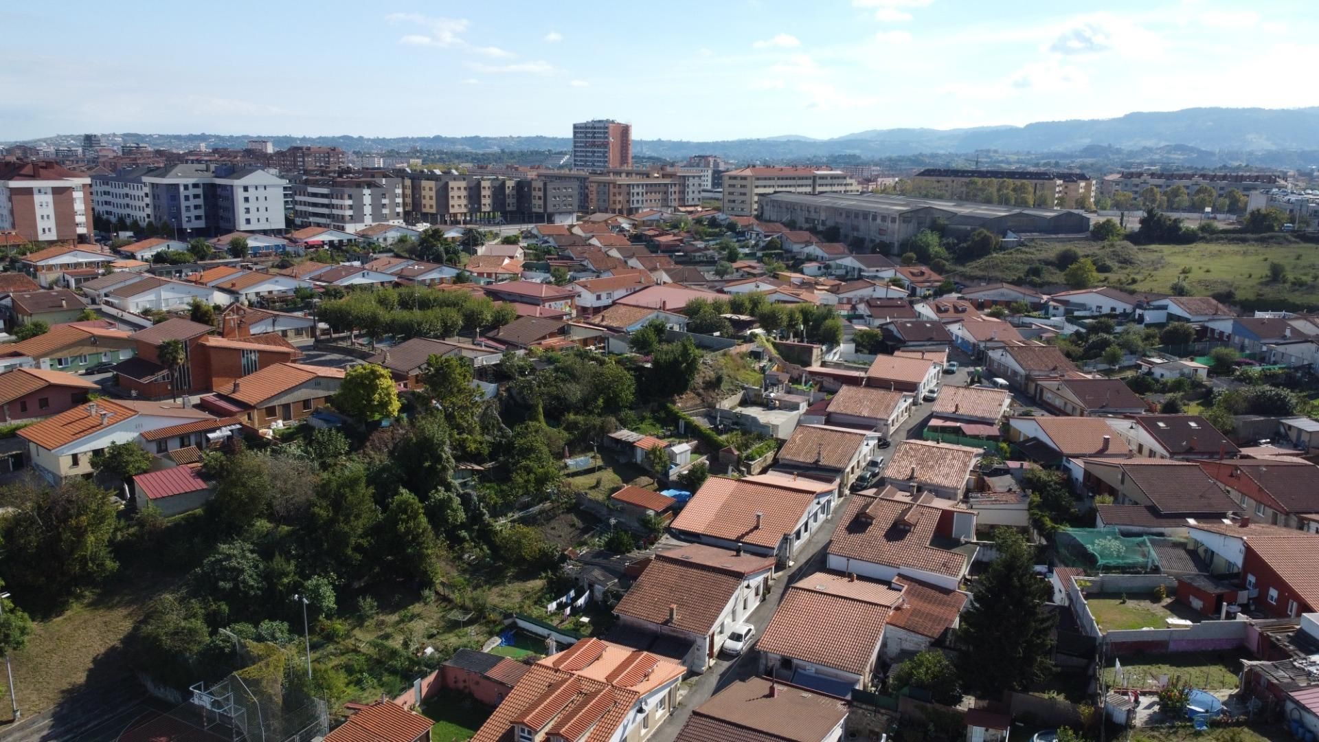 Exterior view of Single-family semi-detached for sale in Gijón   with Private garden, Terrace and Storage room
