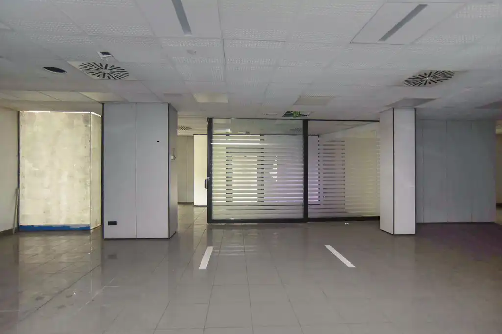 Local comercial en venda a Av Roma, imagen 9