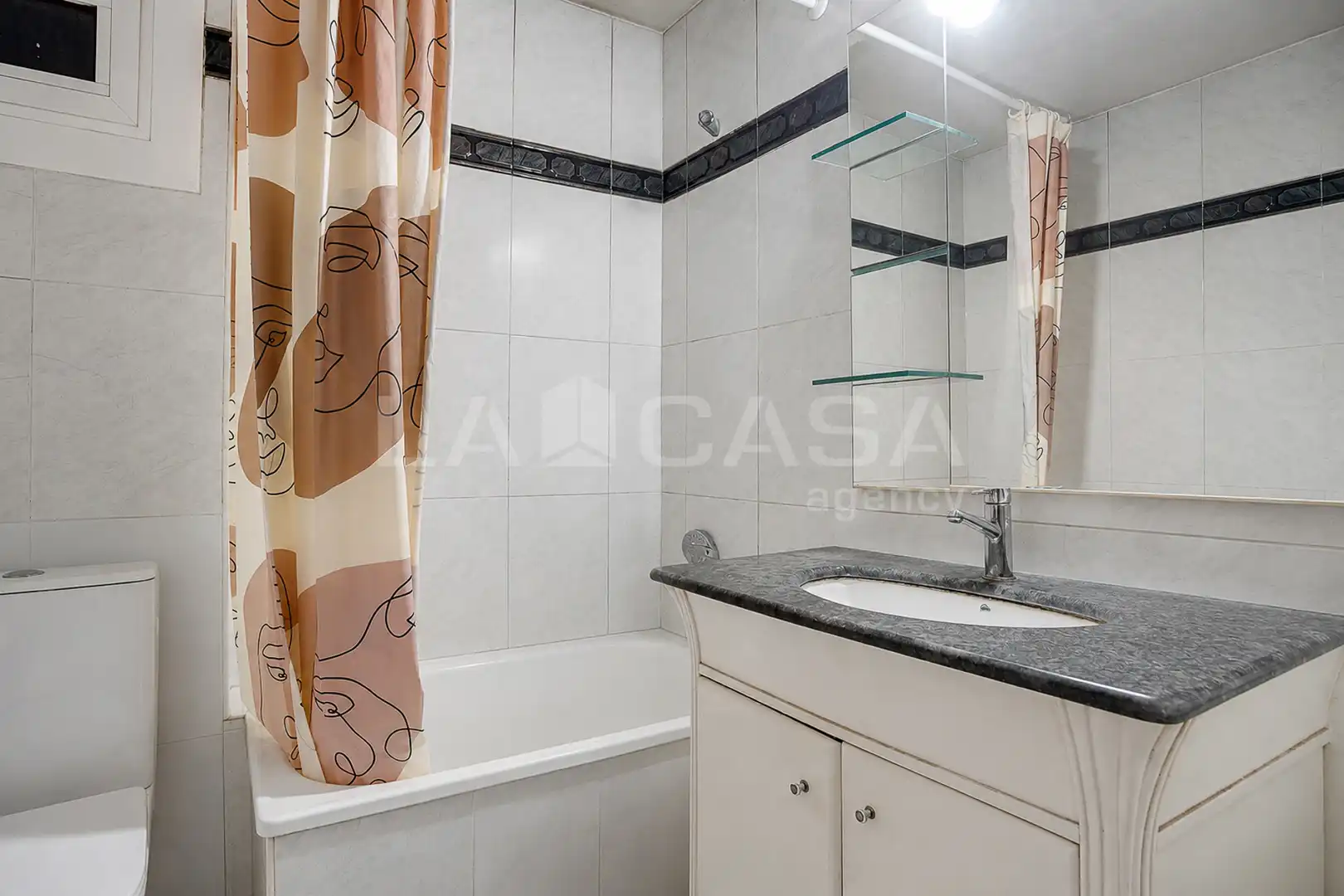 Bedroom of Flat for sale in L'Hospitalet de Llobregat  with Balcony
