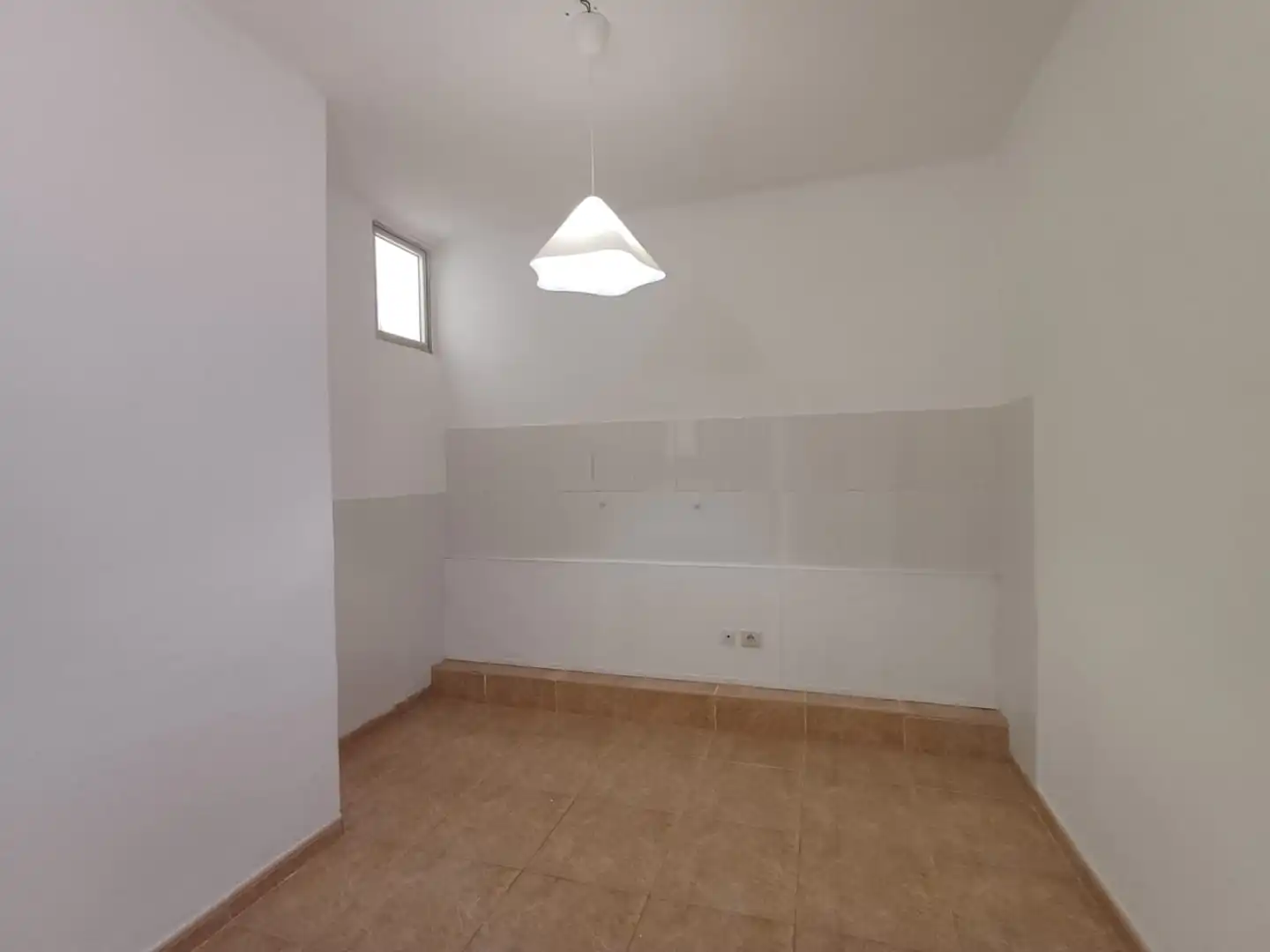 Piano terra in affitto a Calle Elías Hernández Pérez 7, imagen 3