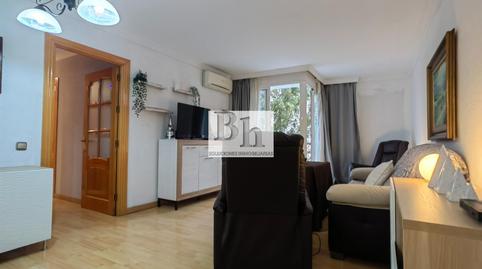 Foto 4 de Piso en venta en Calle Calle Héroe de Sostoa, 200, Girón - Las Delicias, Málaga Capital