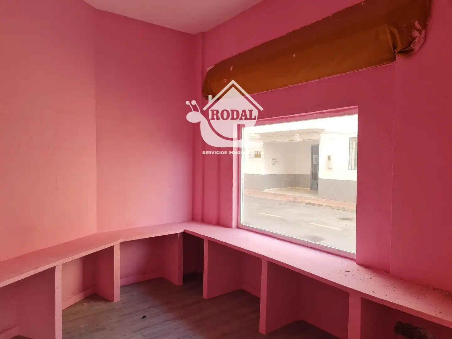 Local en venta en Huércal de Almería con Internet y Alarma